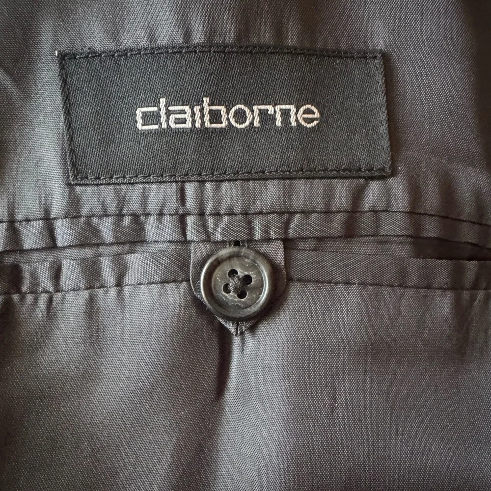 Vintage Claiborne Plaid Blazer Charcoal + Black - Italian Fabric Men’s 41R